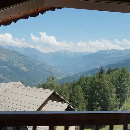 De Montalbert 32c 5-7 Pers *